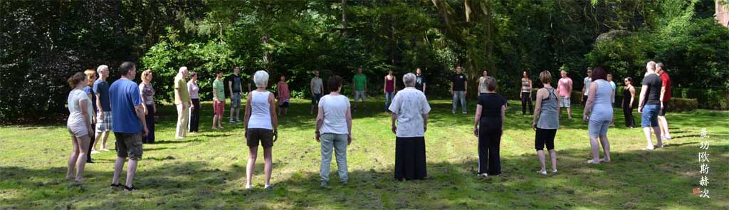 Qi Gong groep buiten Oirschot